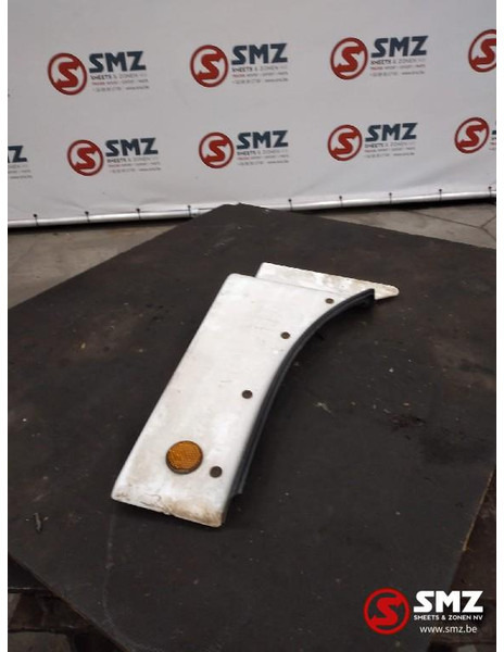 MAN Occ spatbord vooraan rechts MAN TGX 81664100306 81 - Кузов и экстерьер для Грузовиков: фото 1 MAN Occ spatbord vooraan rechts MAN TGX 81664100306 81 - Кузов и экстерьер для Грузовиков: фото 1