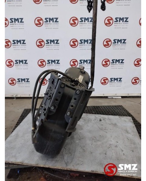 Mercedes-Benz Occ AdBlue tank 60L Mercedes Actros 1851 - Бак для AdBlue для Грузовиков: фото 3 Mercedes-Benz Occ AdBlue tank 60L Mercedes Actros 1851 - Бак для AdBlue для Грузовиков: фото 3