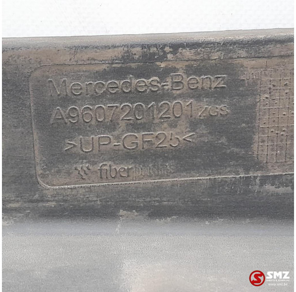 Mercedes-Benz Occ deurverlenging rechts Mercedes - Дверь и запчасти для Грузовиков: фото 3 Mercedes-Benz Occ deurverlenging rechts Mercedes - Дверь и запчасти для Грузовиков: фото 3