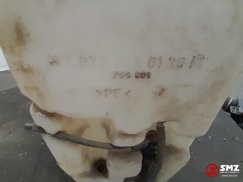 Mercedes-Benz Occ ruitenwisservloeistoftank Mercedes Atego A9738 - Щетка стеклоочистителя для Грузовиков: фото 4 Mercedes-Benz Occ ruitenwisservloeistoftank Mercedes Atego A9738 - Щетка стеклоочистителя для Грузовиков: фото 4