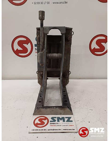 Renault Occ reservewielhouder Renault - Рама/ Шасси для Грузовиков: фото 3 Renault Occ reservewielhouder Renault - Рама/ Шасси для Грузовиков: фото 3