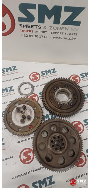 Renault Occ set van 3 tussentandwielen DXI11 Renault - Двигатель и запчасти для Грузовиков: фото 2 Renault Occ set van 3 tussentandwielen DXI11 Renault - Двигатель и запчасти для Грузовиков: фото 2