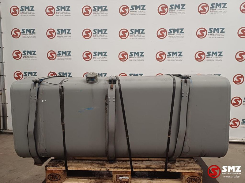 Scania Occ brandstoftank 700L Scania - Топливный бак для Грузовиков: фото 1 Scania Occ brandstoftank 700L Scania - Топливный бак для Грузовиков: фото 1