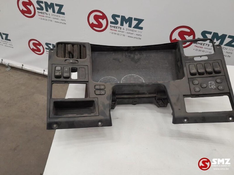 Scania Occ instrumentenpaneel Scania R-serie 1781708+1765 - Кабина и интерьер для Грузовиков: фото 2 Scania Occ instrumentenpaneel Scania R-serie 1781708+1765 - Кабина и интерьер для Грузовиков: фото 2