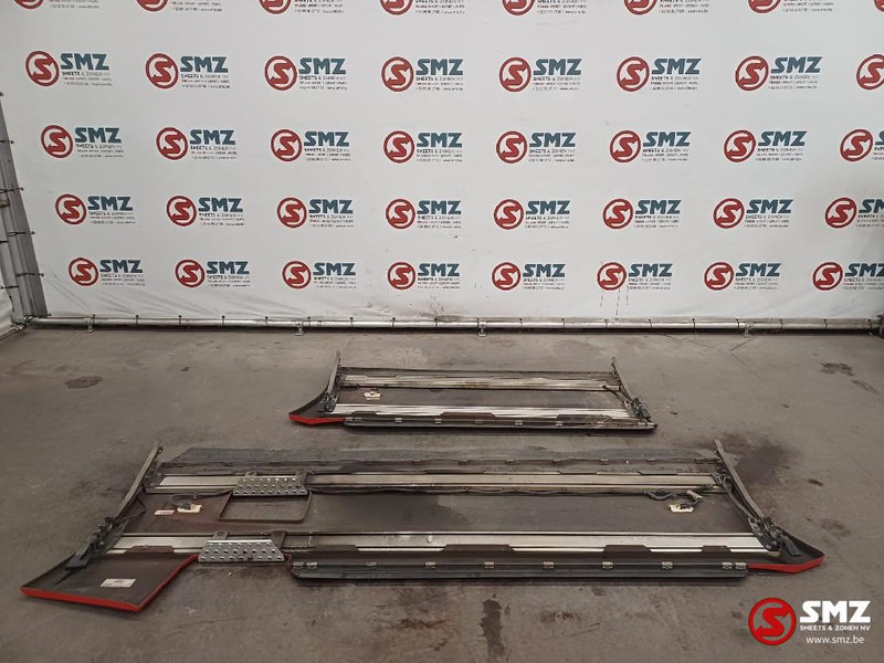 Renault Occ set side skirts L/R Renault - Запчасти для Грузовиков: фото 2 Renault Occ set side skirts L/R Renault - Запчасти для Грузовиков: фото 2