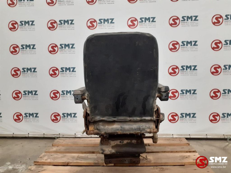 Zettelmeyer Occ bestuurdersstoel Zettelmeyer - Кабина и интерьер для Грузовиков: фото 2 Zettelmeyer Occ bestuurdersstoel Zettelmeyer - Кабина и интерьер для Грузовиков: фото 2
