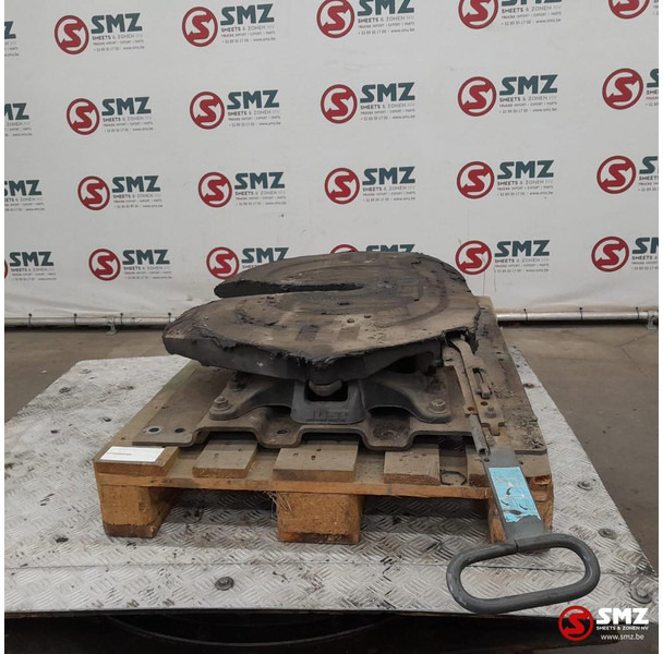 Jost Occ koppelschotel JSK42 + montageplaat Jost - Седло для Грузовиков: фото 3 Jost Occ koppelschotel JSK42 + montageplaat Jost - Седло для Грузовиков: фото 3