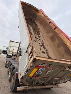 Schmitz Cargobull Stalen kipper 24 cub - Самосвальный полуприцеп: фото 2 Schmitz Cargobull Stalen kipper 24 cub - Самосвальный полуприцеп: фото 2