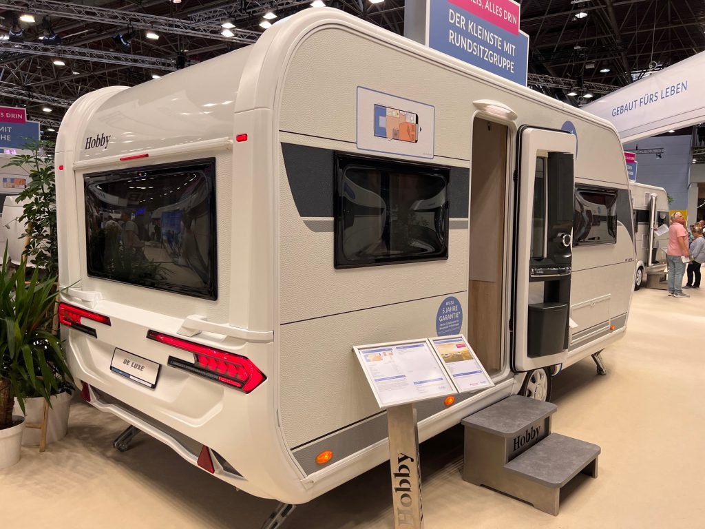 DE LUXE 460 UFe - Прицеп дача: фото 5 DE LUXE 460 UFe - Прицеп дача: фото 5