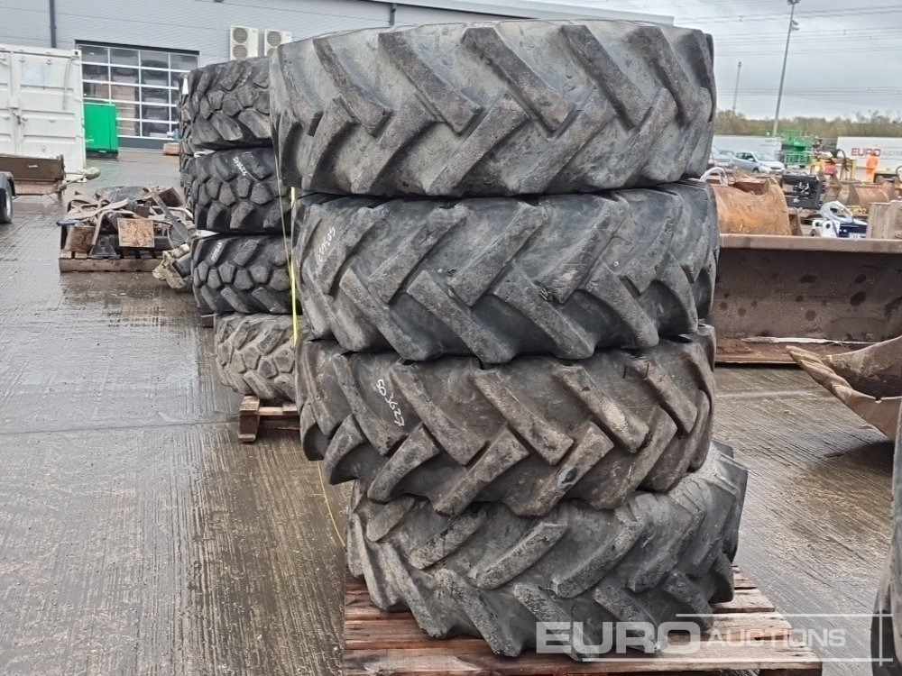 15.5-24 Tyre (4 of) - Шина: фото 2 15.5-24 Tyre (4 of) - Шина: фото 2