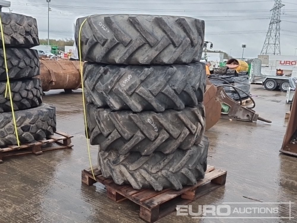 15.5-24 Tyre (4 of) - Шина: фото 1 15.5-24 Tyre (4 of) - Шина: фото 1