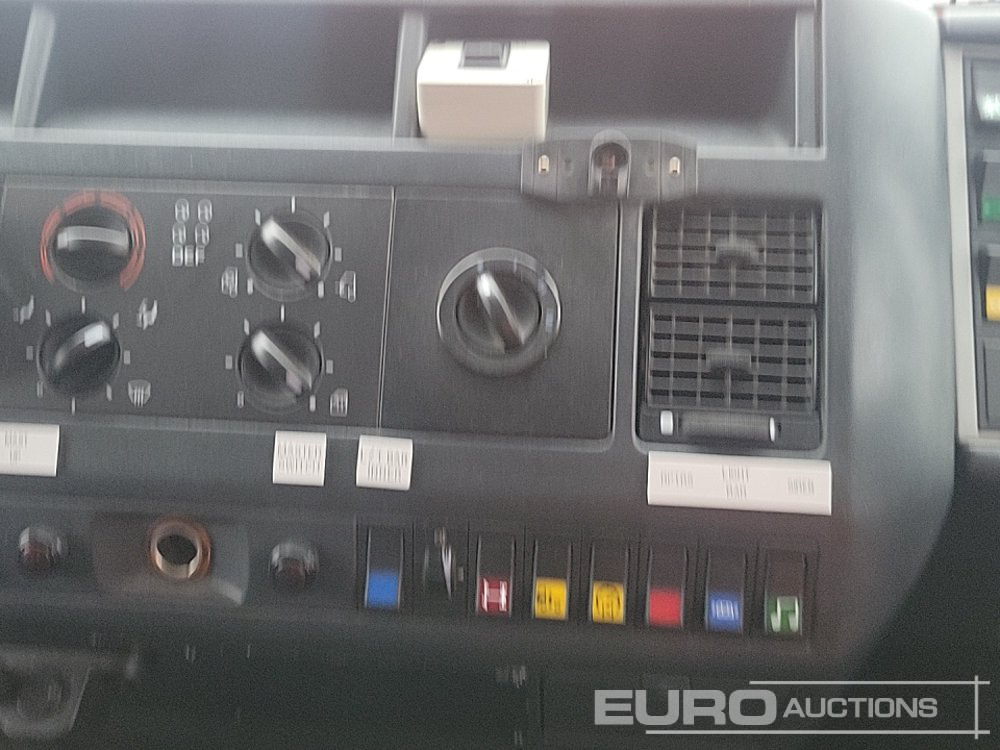 Пожарная машина 2002 MAN 4x2 Fire Engine, Automatic Gearbox (Reg. Docs. Available): фото 38