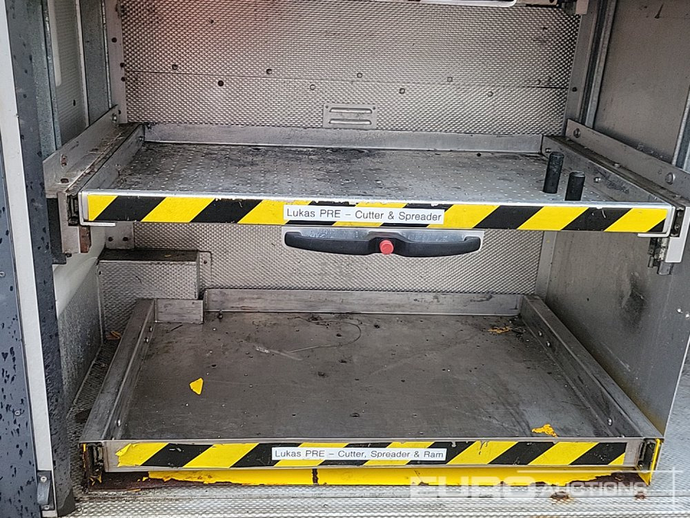 Пожарная машина 2002 MAN 4x2 Fire Engine, Automatic Gearbox (Reg. Docs. Available): фото 24