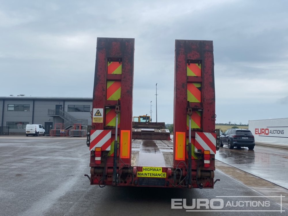 2011 Faymonville Tri Axle Step Frame Low Loader Trailer, Ramps - Низкорамный полуприцеп: фото 4 2011 Faymonville Tri Axle Step Frame Low Loader Trailer, Ramps - Низкорамный полуприцеп: фото 4