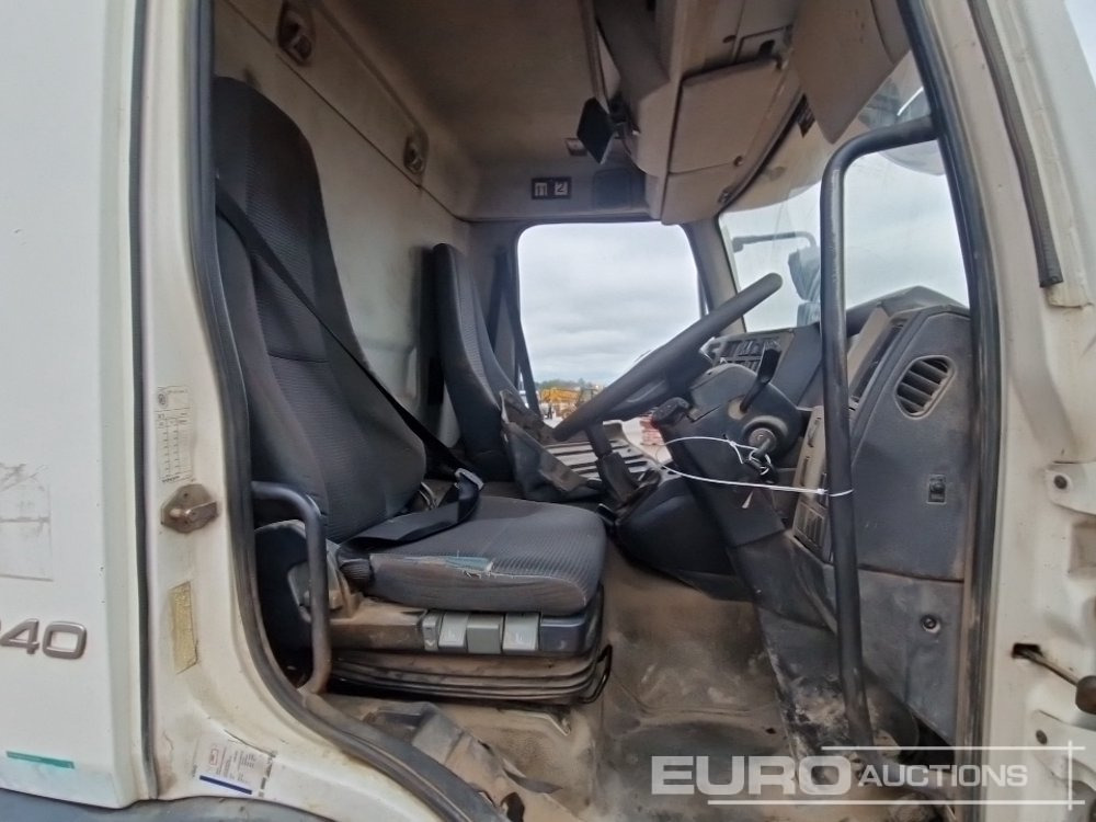 Портальный бункеровоз 2011 Volvo FL240: фото 29