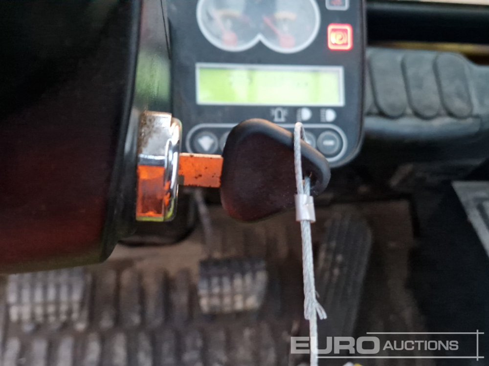 Вилочный погрузчик 2012 Clark G25D: фото 32 Вилочный погрузчик 2012 Clark G25D: фото 32