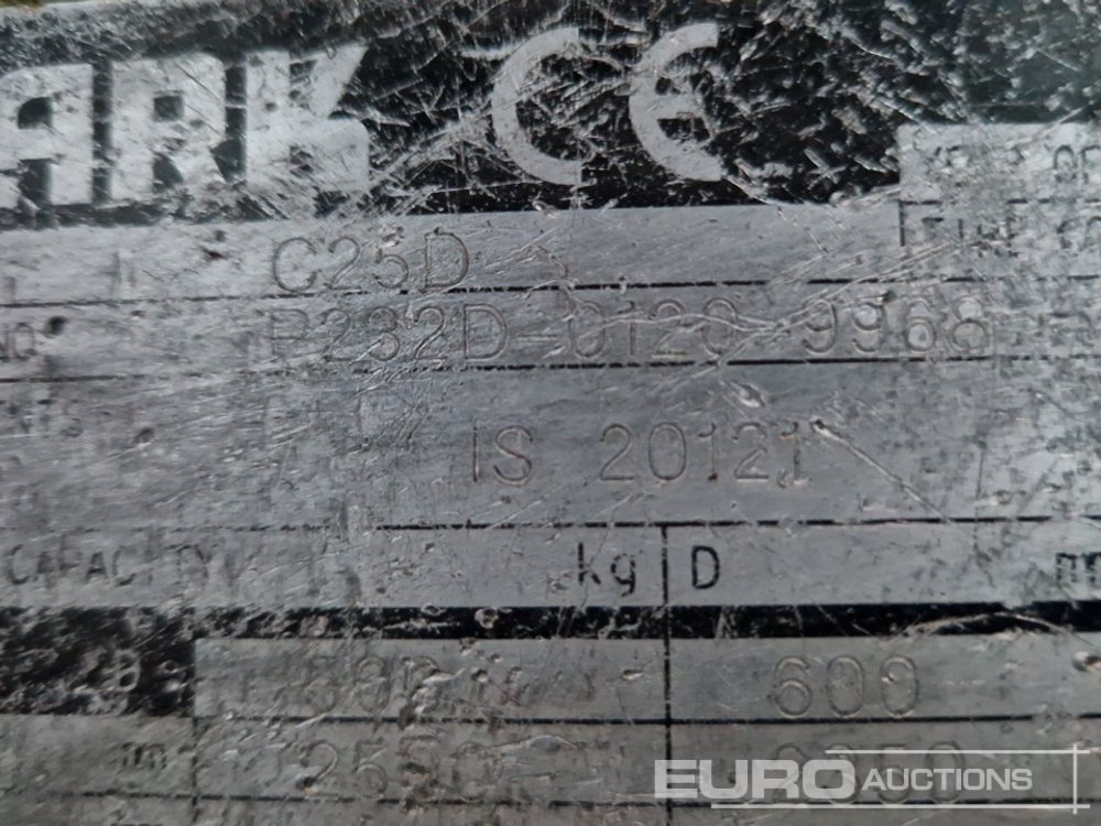 Вилочный погрузчик 2012 Clark G25D: фото 35 Вилочный погрузчик 2012 Clark G25D: фото 35