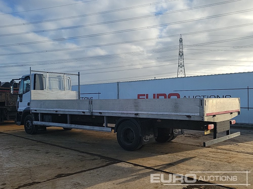 2013 Iveco Euro Cargo 140E18 - Грузовик бортовой/ Платформа: фото 3 2013 Iveco Euro Cargo 140E18 - Грузовик бортовой/ Платформа: фото 3