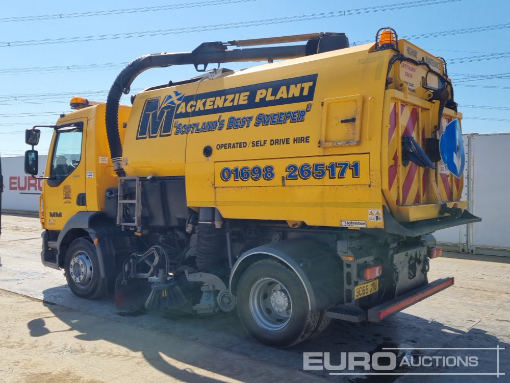 2015 DAF LF220 - Подметально-уборочная машина: фото 3 2015 DAF LF220 - Подметально-уборочная машина: фото 3