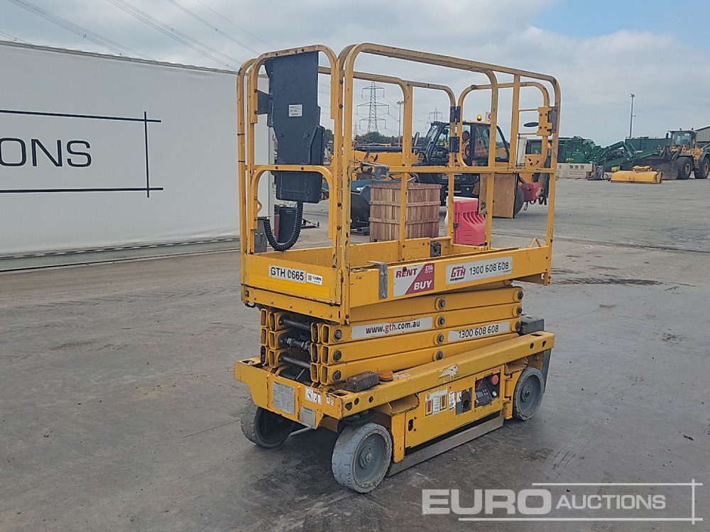 2016 Haulotte Optimum 8AC Electric Scissor Lift (Flat Battery) - Подъёмник: фото 1 2016 Haulotte Optimum 8AC Electric Scissor Lift (Flat Battery) - Подъёмник: фото 1
