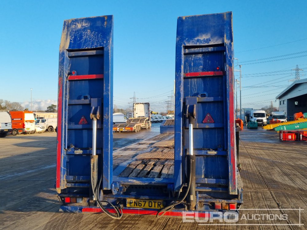 2018 McCauley Tri Axle Step Frame Low Loader Trailer, Out Riggers, Hydraulic Ramps - Низкорамный полуприцеп: фото 4 2018 McCauley Tri Axle Step Frame Low Loader Trailer, Out Riggers, Hydraulic Ramps - Низкорамный полуприцеп: фото 4