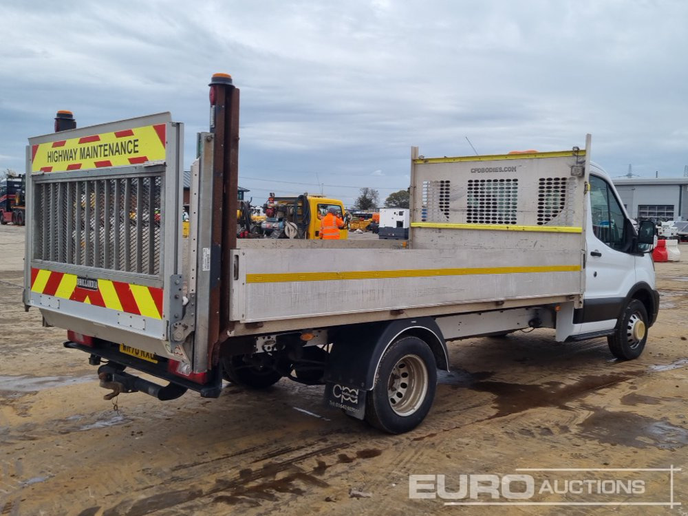 2020 Ford Transit 350 - Малотоннажный бортовой грузовик: фото 5 2020 Ford Transit 350 - Малотоннажный бортовой грузовик: фото 5