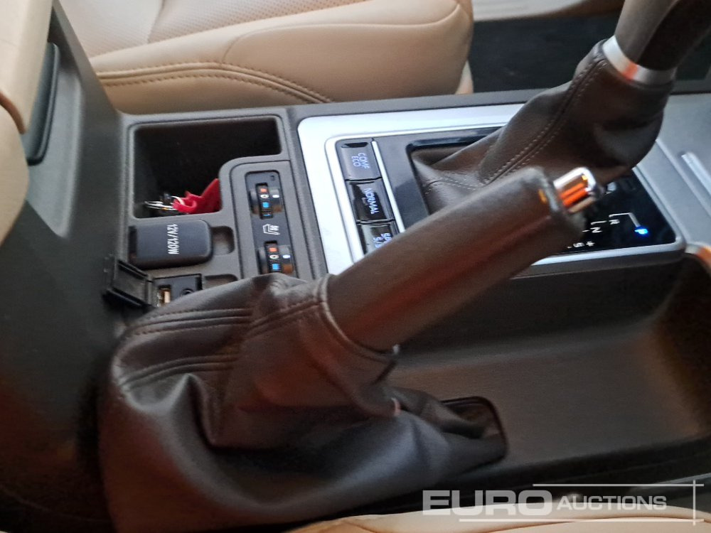 Внедорожник 2020 Toyota Land Cruiser: фото 38