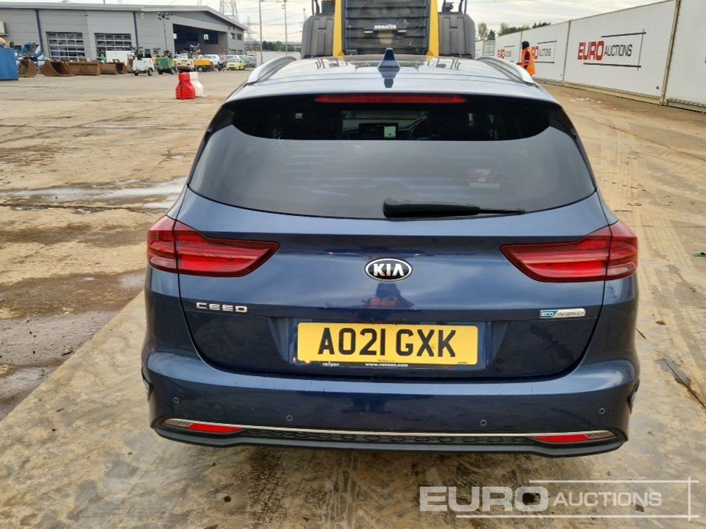 2021 Kia Ceed - Легковой автомобиль: фото 4 2021 Kia Ceed - Легковой автомобиль: фото 4