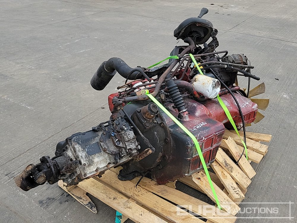 6 Cylinder Engine, Gearbox - Двигатель: фото 5 6 Cylinder Engine, Gearbox - Двигатель: фото 5