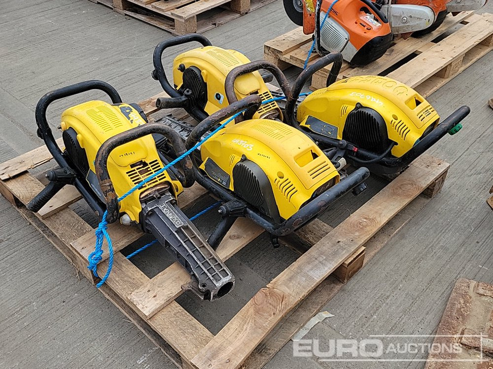 Atlas Copco Petrol Hand Held Breaker (4 of) - Асфальтоукладочная техника: фото 1 Atlas Copco Petrol Hand Held Breaker (4 of) - Асфальтоукладочная техника: фото 1