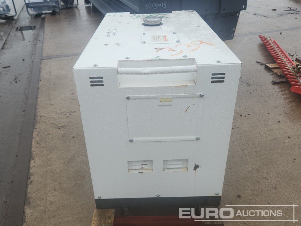 Compal Power VG-R110 - Электрогенератор: фото 4 Compal Power VG-R110 - Электрогенератор: фото 4
