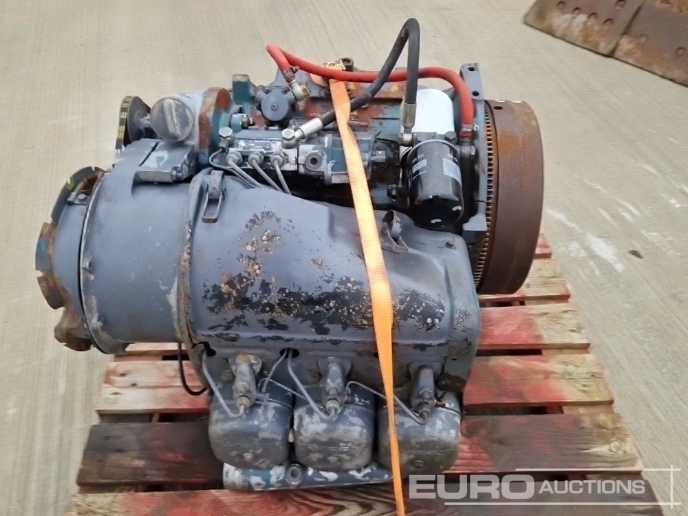 Deutz 3 Cylinder Engine - Двигатель: фото 2 Deutz 3 Cylinder Engine - Двигатель: фото 2
