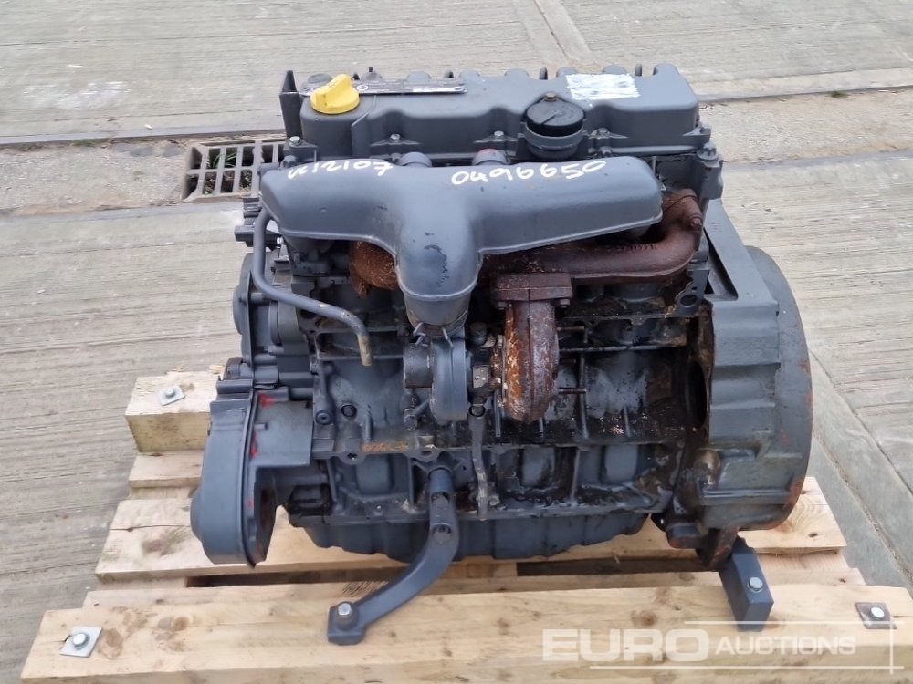 Deutz 4 Cylinder Engine - Двигатель: фото 2 Deutz 4 Cylinder Engine - Двигатель: фото 2