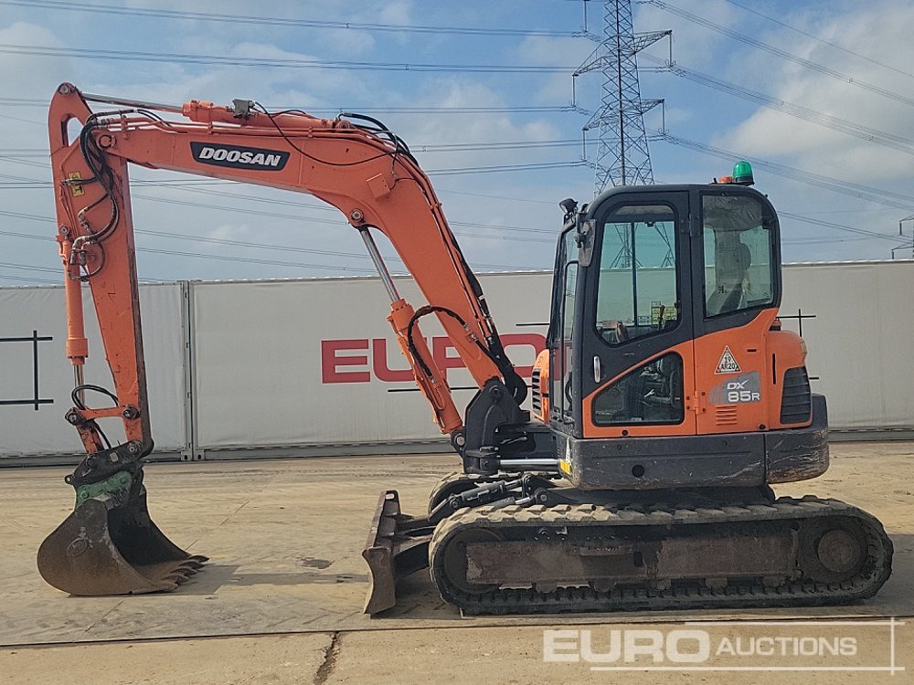 Doosan DX85R-3 - Мини-экскаватор: фото 2 Doosan DX85R-3 - Мини-экскаватор: фото 2