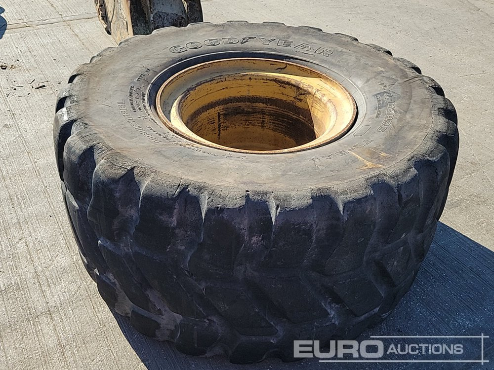 Goodyear 750/65 R25 Tyre & Rim - Шина: фото 2 Goodyear 750/65 R25 Tyre & Rim - Шина: фото 2