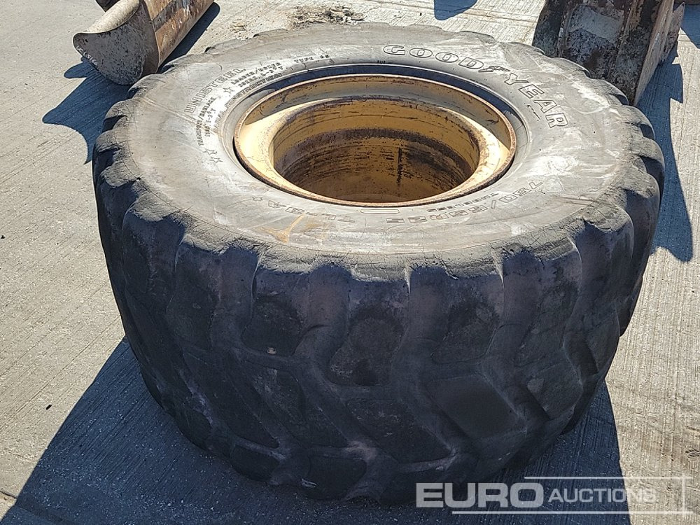 Goodyear 750/65 R25 Tyre & Rim - Шина: фото 3 Goodyear 750/65 R25 Tyre & Rim - Шина: фото 3
