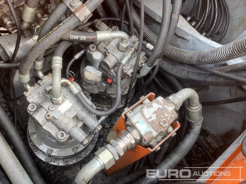 Гусеничный экскаватор Hitachi ZX520LCH-3: фото 40
