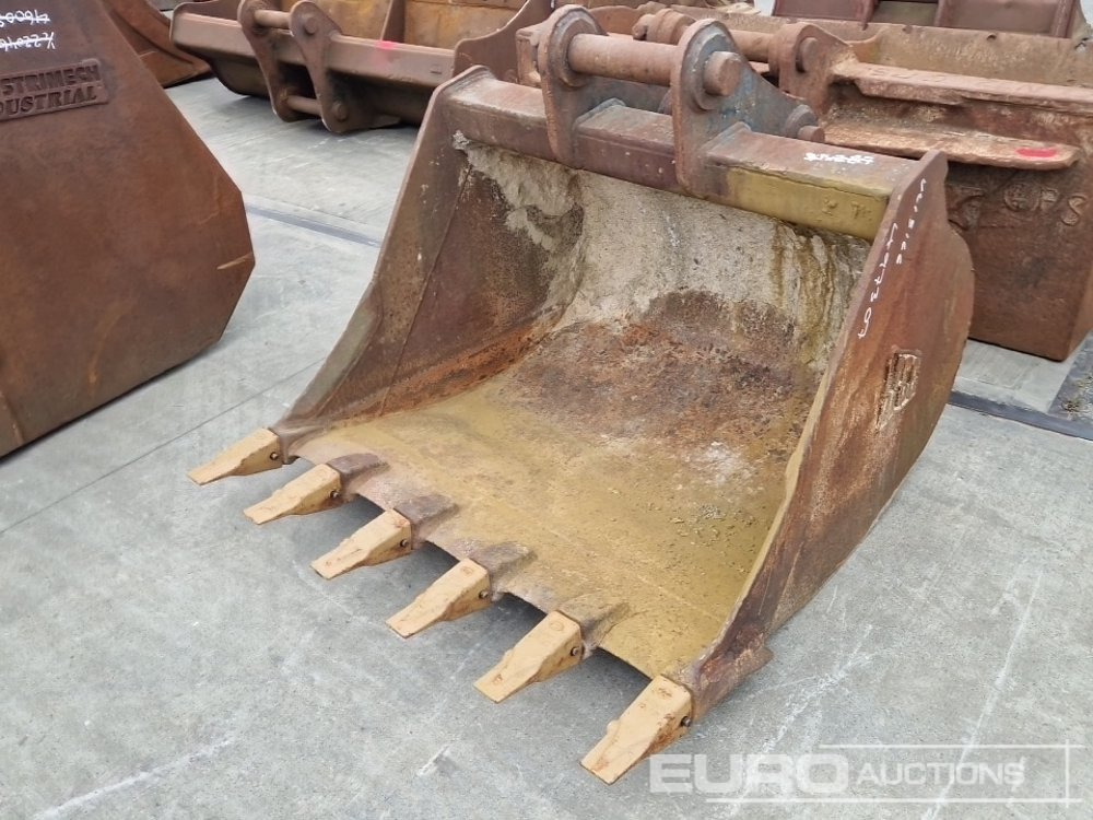 JCB 54" Digging Bucket 80mm Pin to suit 20 Ton Excavator - Ковш: фото 3 JCB 54" Digging Bucket 80mm Pin to suit 20 Ton Excavator - Ковш: фото 3