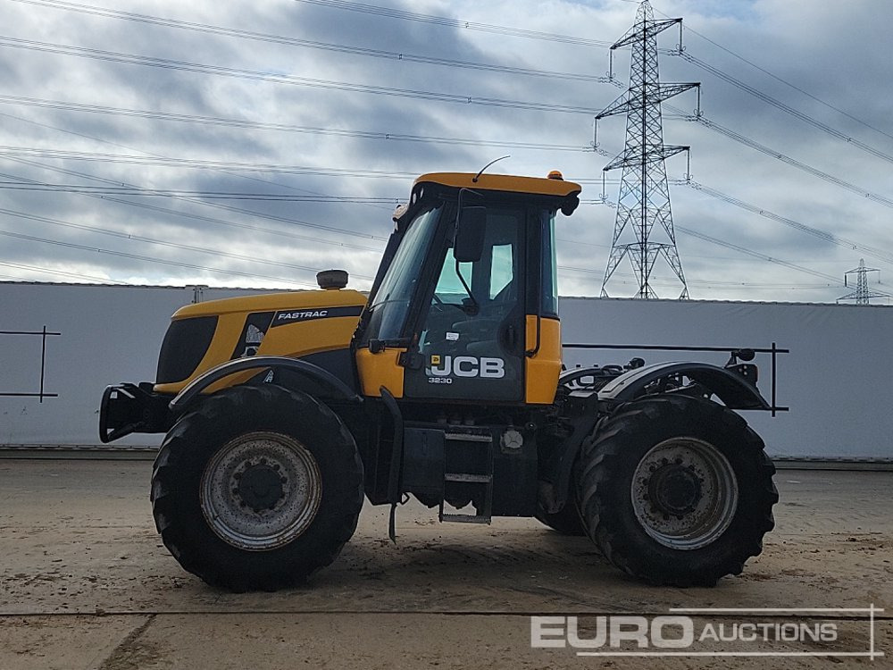 JCB Fastrac 3230 - Трактор: фото 2 JCB Fastrac 3230 - Трактор: фото 2