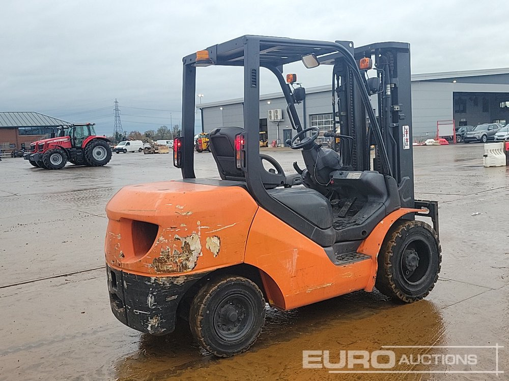 Komatsu FD35AT - Вилочный погрузчик: фото 5 Komatsu FD35AT - Вилочный погрузчик: фото 5