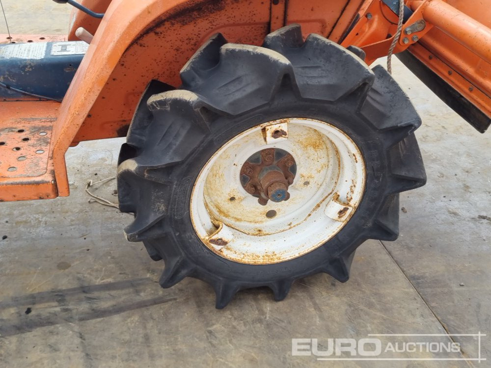 Минитрактор Kubota B1400: фото 9