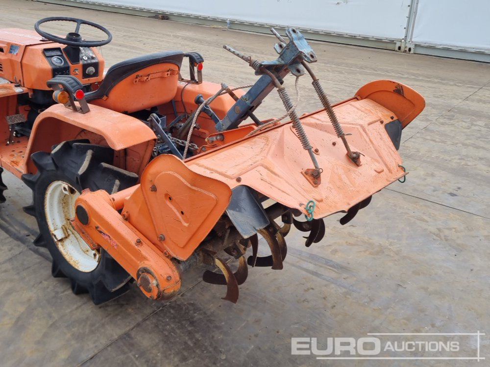 Минитрактор Kubota B1400: фото 14