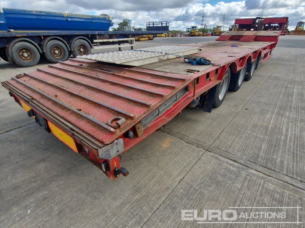 M&G Trailers Ltd, Step Frame Low Loader Tri Axle Rear Steering, 3m Extendable C/w Out Riggers & Alloy Ramps - Низкорамный прицеп: фото 5 M&G Trailers Ltd, Step Frame Low Loader Tri Axle Rear Steering, 3m Extendable C/w Out Riggers & Alloy Ramps - Низкорамный прицеп: фото 5