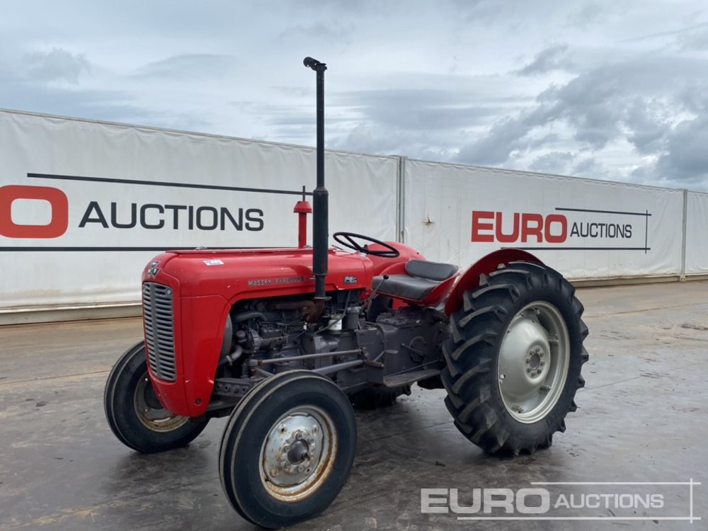 Massey Ferguson 35 - Трактор: фото 1 Massey Ferguson 35 - Трактор: фото 1