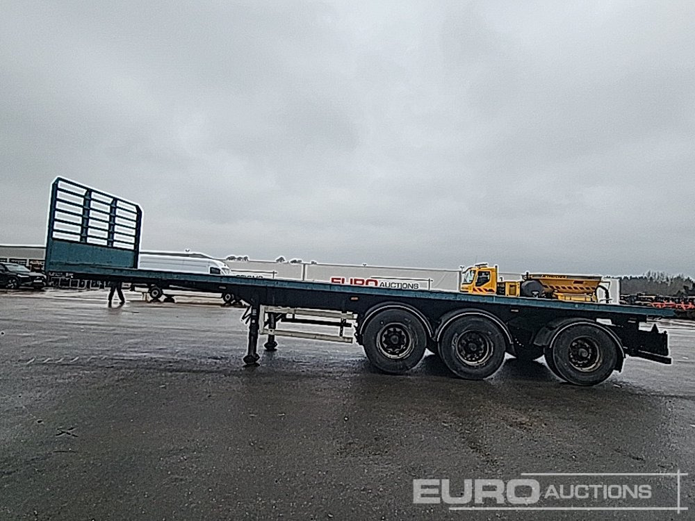 SDC 45' Tri Axle Extendable Flat Trailer, Rear Steer Axle, PBW Axles - Полуприцеп бортовой/ Платформа: фото 2 SDC 45' Tri Axle Extendable Flat Trailer, Rear Steer Axle, PBW Axles - Полуприцеп бортовой/ Платформа: фото 2