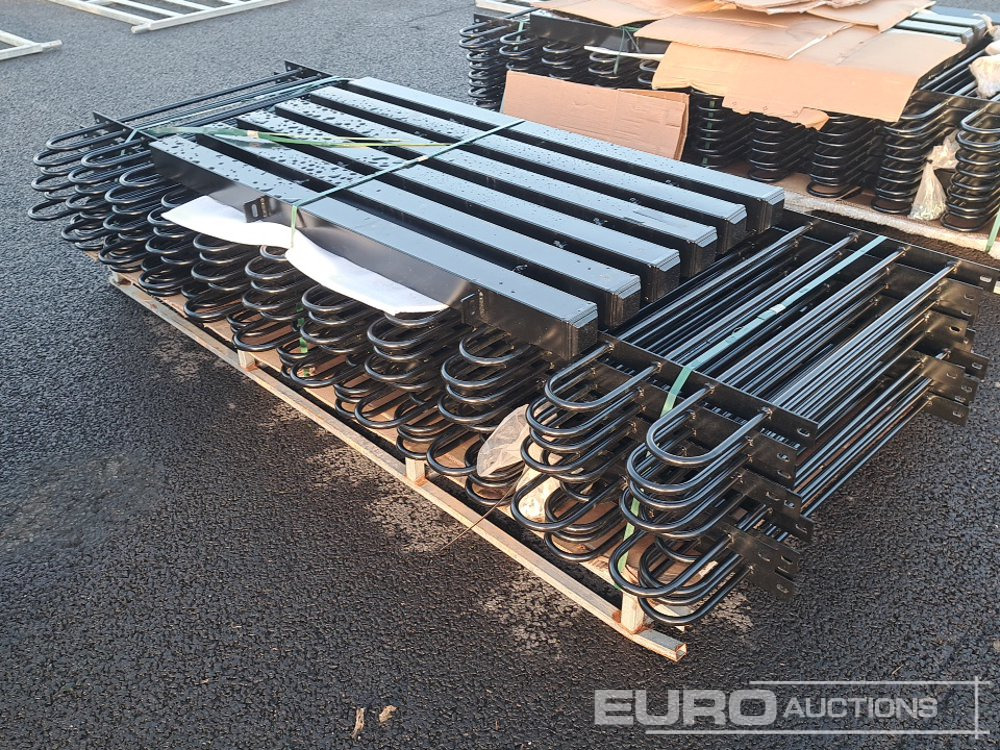 Unused 20m Bow / Round Top Powder Coated Steel Fencing, 10x2m Panels, 11 Posts - Сельскохозяйственная техника: фото 4 Unused 20m Bow / Round Top Powder Coated Steel Fencing, 10x2m Panels, 11 Posts - Сельскохозяйственная техника: фото 4