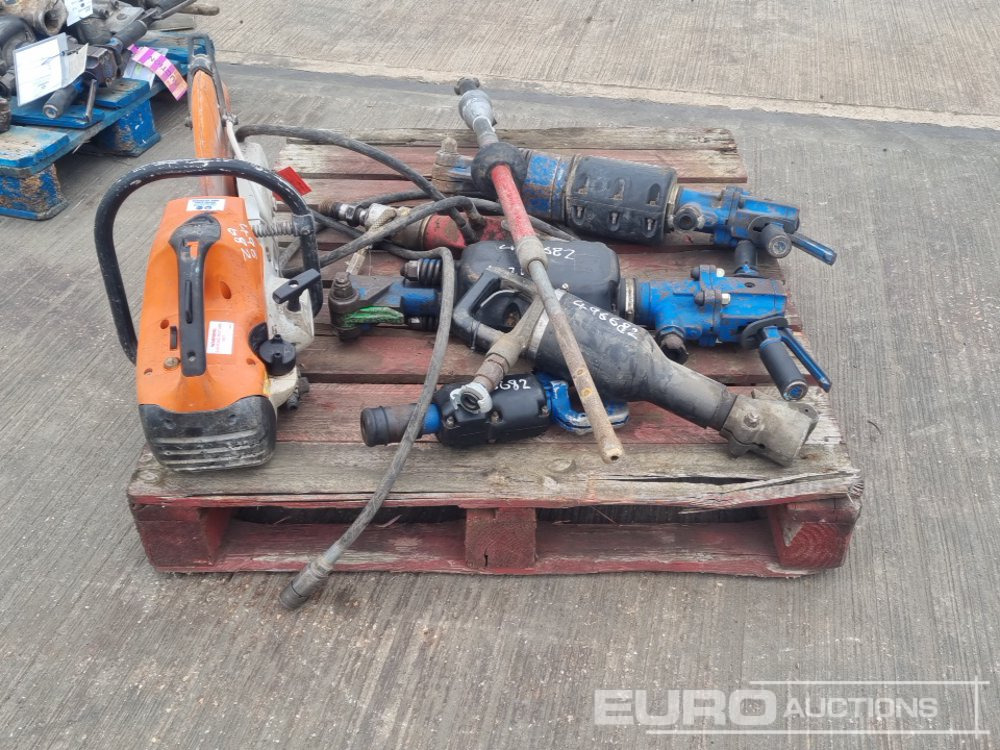 Stihl TS410 Petrol Quick Cut Saw, Pneumatic Hand Held Breaker (4 of), Pneumatic Concrete Poker, Hycon Hydraulic Core Drill - Асфальтоукладочная техника: фото 1 Stihl TS410 Petrol Quick Cut Saw, Pneumatic Hand Held Breaker (4 of), Pneumatic Concrete Poker, Hycon Hydraulic Core Drill - Асфальтоукладочная техника: фото 1