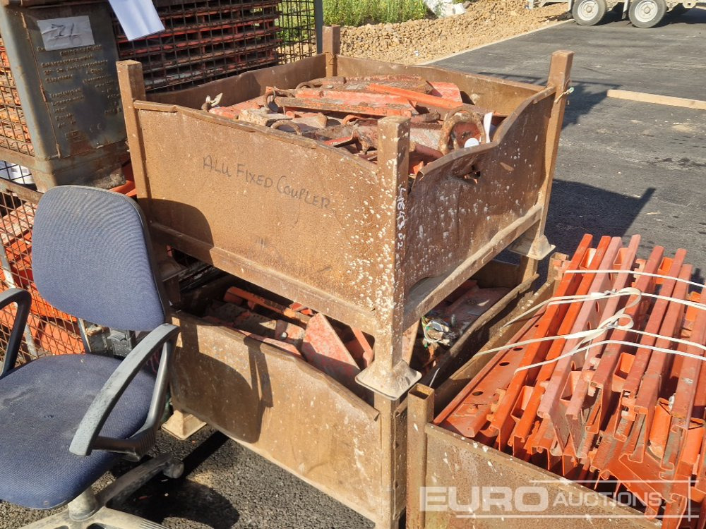 Строительное оборудование Stillage of Adjustable Formwork Brackets (8 of)Stillage of Peri Formwork Fittings & Brackets (12 of), Stillage of Articulated Couplers (4 of): фото 22