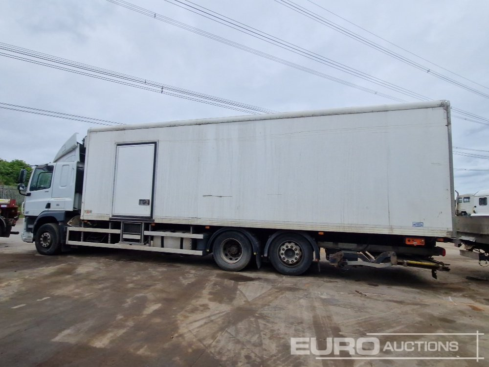 DAF CF330 - Строительная техника: фото 2 DAF CF330 - Строительная техника: фото 2