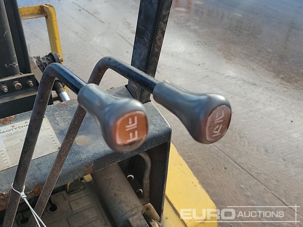 Вилочный погрузчик TCM EF180-203: фото 28